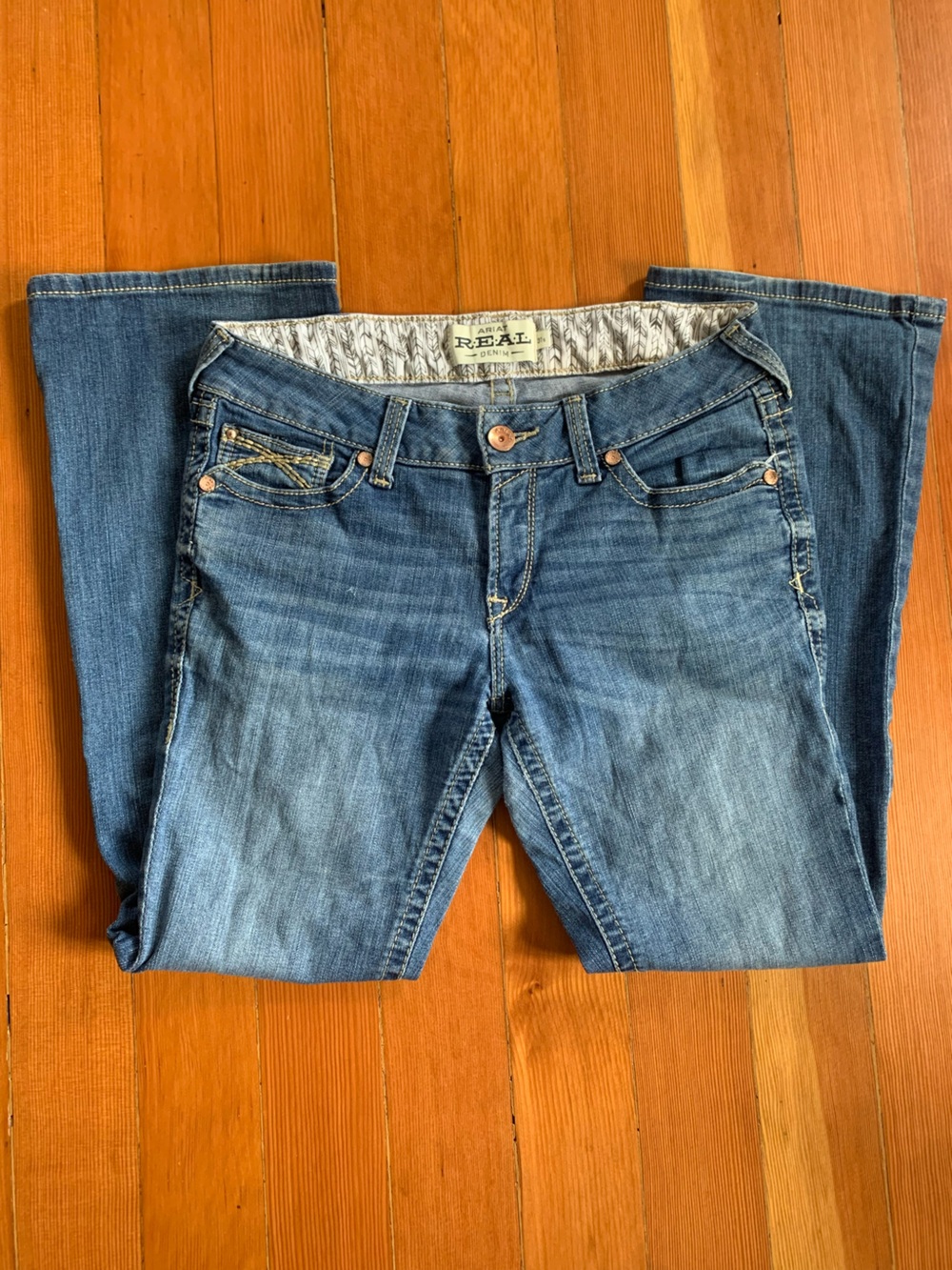 Ariat Women's Straight Leg Jeans - Medium Blue Wash